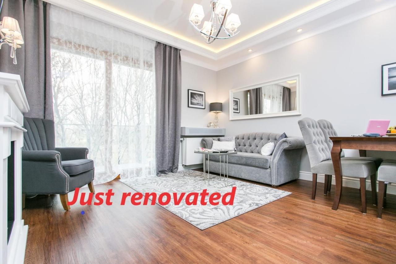 Executive 2-Bedroom Apartment Краков Экстерьер фото