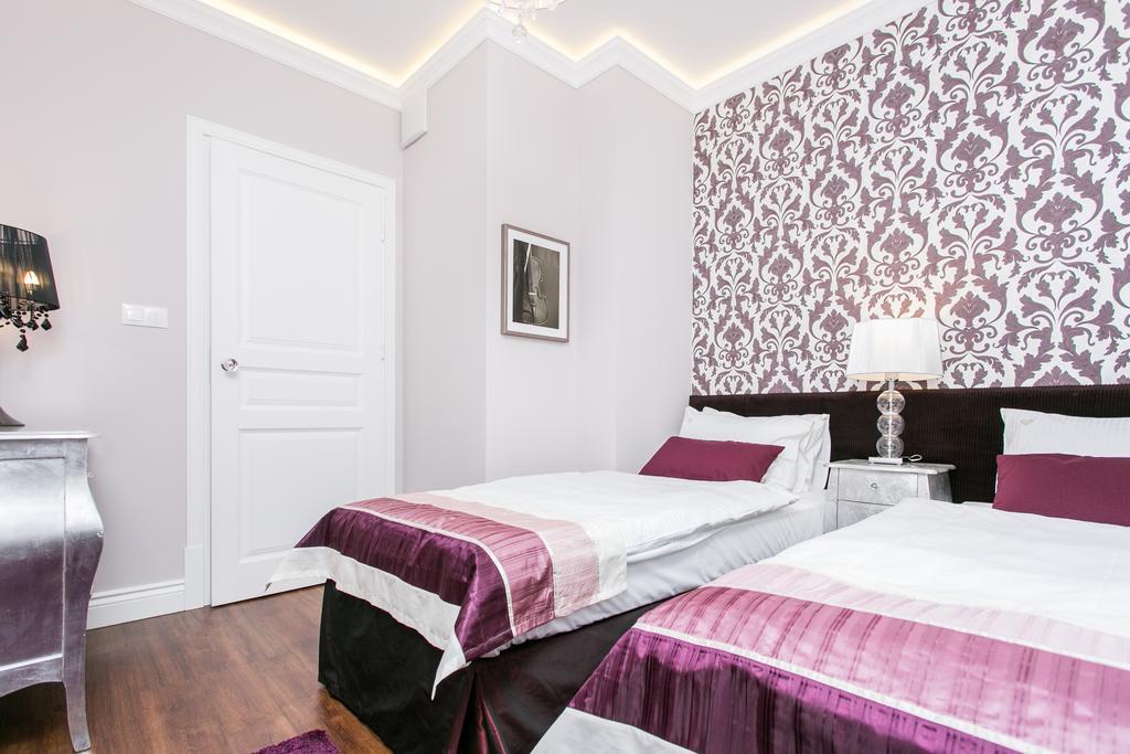 Executive 2-Bedroom Apartment Краков Экстерьер фото