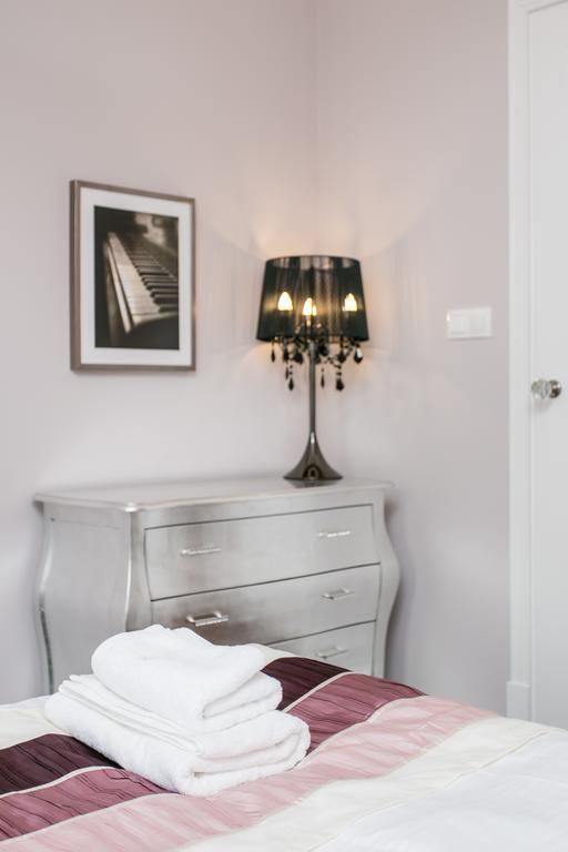 Executive 2-Bedroom Apartment Краков Экстерьер фото